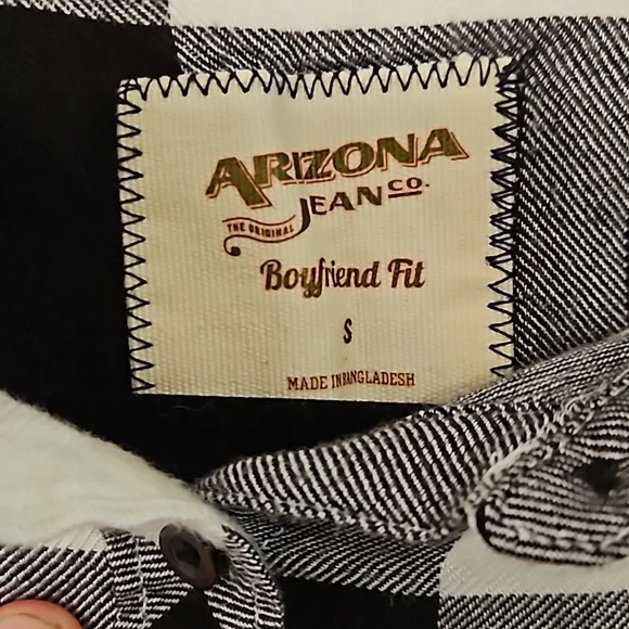 Arizona Jean Company Small Boyfriend Fit Flannel Black and White - Picture 4 of 11